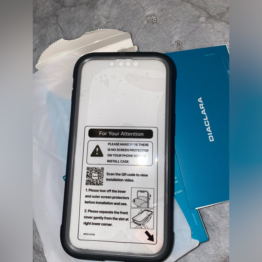 Diaclara iPhone 13 6.1 case
